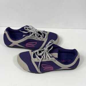 Oesh athletic shoes